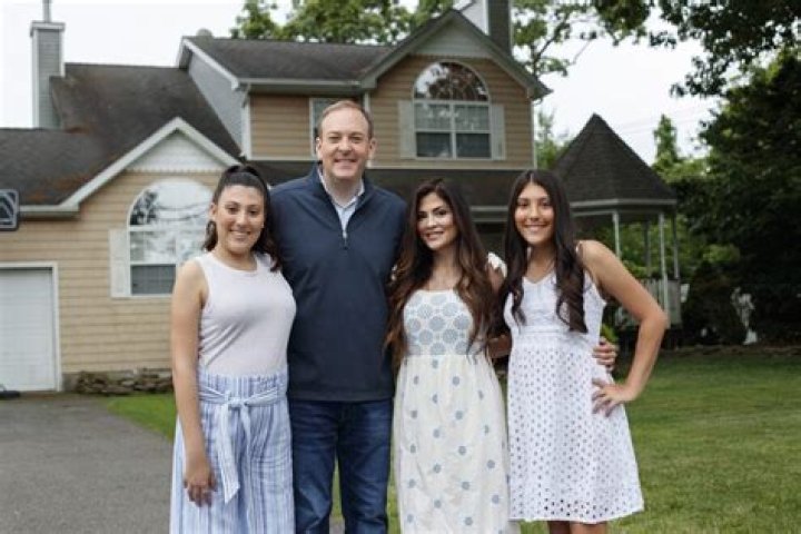 Derrick Johnson Bio, Wiki, Age, Family, Wife, NFL Career, Retired and Net Worth