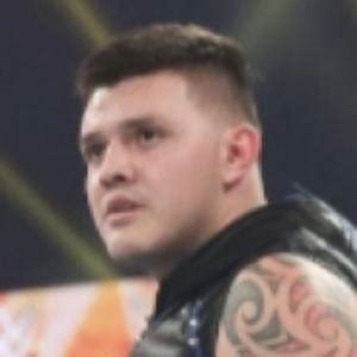 Dominik Mysterio (Luchador) - Edad, cumpleaños, biografía, hechos, familia, patrimonio neto, altura y más