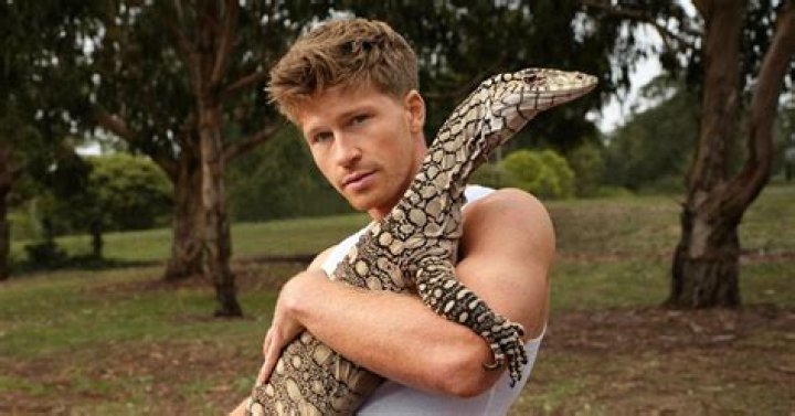 Don Stever (TikTok Star) - Age, Birthday, Bio, Facts, Family, Net Worth, Height & More