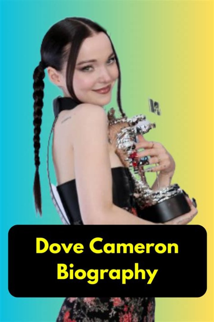 Dove Cameron (TV Actress) - العمر ، تاريخ الميلاد ، السيرة الذاتية ، الحقائق ، الأسرة ، صافي الثروة ، الطول والمزيد