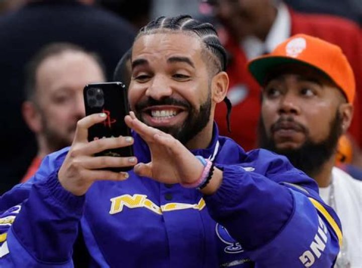 Drake Becomes First Artist To Hit 100 Billion Streams On Spotify