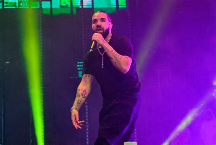 Drake Includes Sperm Projection As Part Of His Tour Visuals