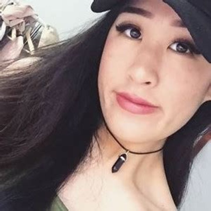 Ellen Pellon Age - Bio, Wiki, Height, Net Worth, Relationship (2023)