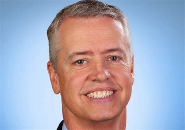 Eric Christensen Bio, Wiki, Age, Parents, Wife, Salary, Son and CBS4