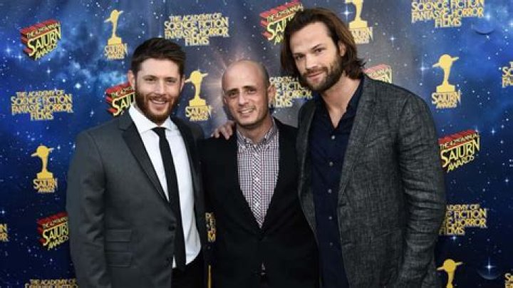 Eric Kripke (TV Producer) - Age, Birthday, Bio, Facts, Family, Net Worth, Height & More