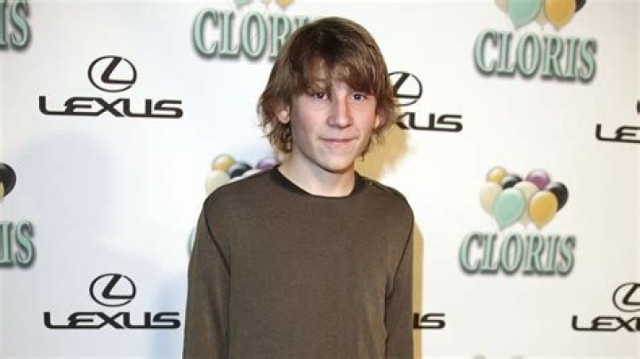 Erik Per Sullivan (TV Actor) - Age, Birthday, Bio, Facts, Family, Net Worth, Height & More