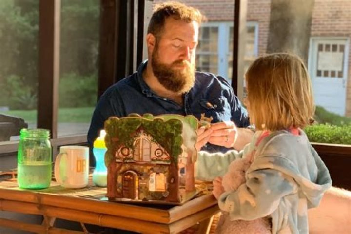 Erin Napier’s Feud with Fans over her daughter.