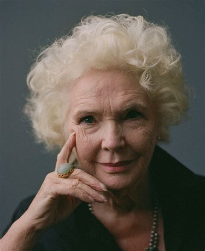 Fionnula Flanagan Biography, Age, Height, Husband, Net Worth, Family