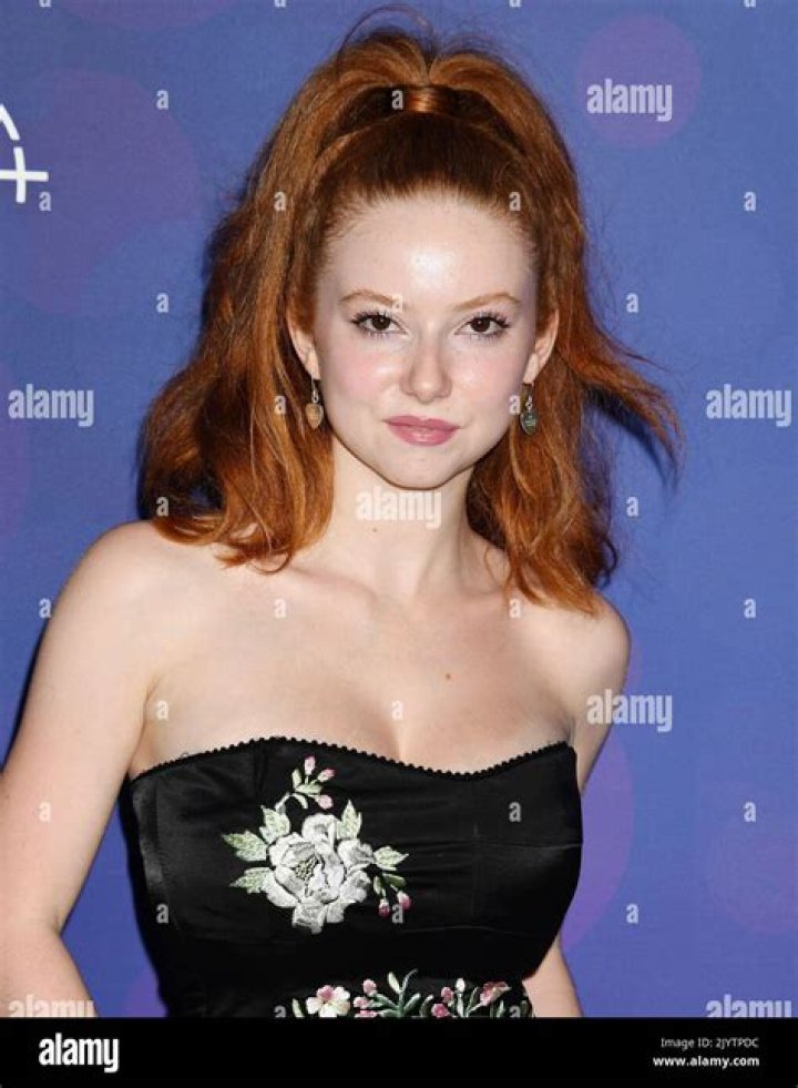 Francesca Capaldi (TV Actress) - Age, Birthday, Bio, Facts, Family, Net Worth, Height & More
