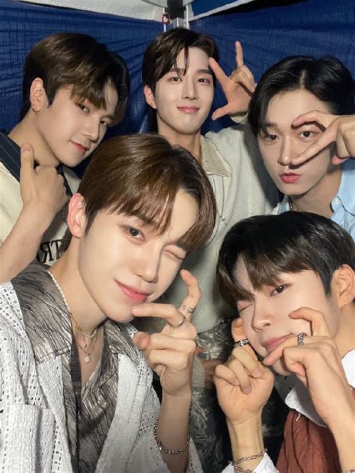 Fun (Band) - Members profile, Facts, Wiki, Achievements, Net worth 2024 (updated)