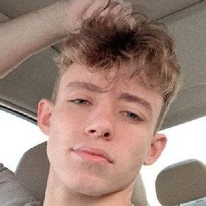 Gabe Olivieri (TikTok Star) - Age, Birthday, Bio, Facts, Family, Net Worth, Height & More