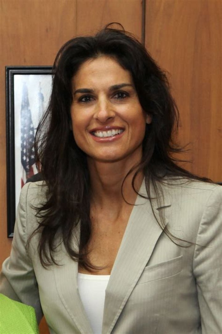 Gabriela Sabatini: The Iconic Argentine Tennis Star