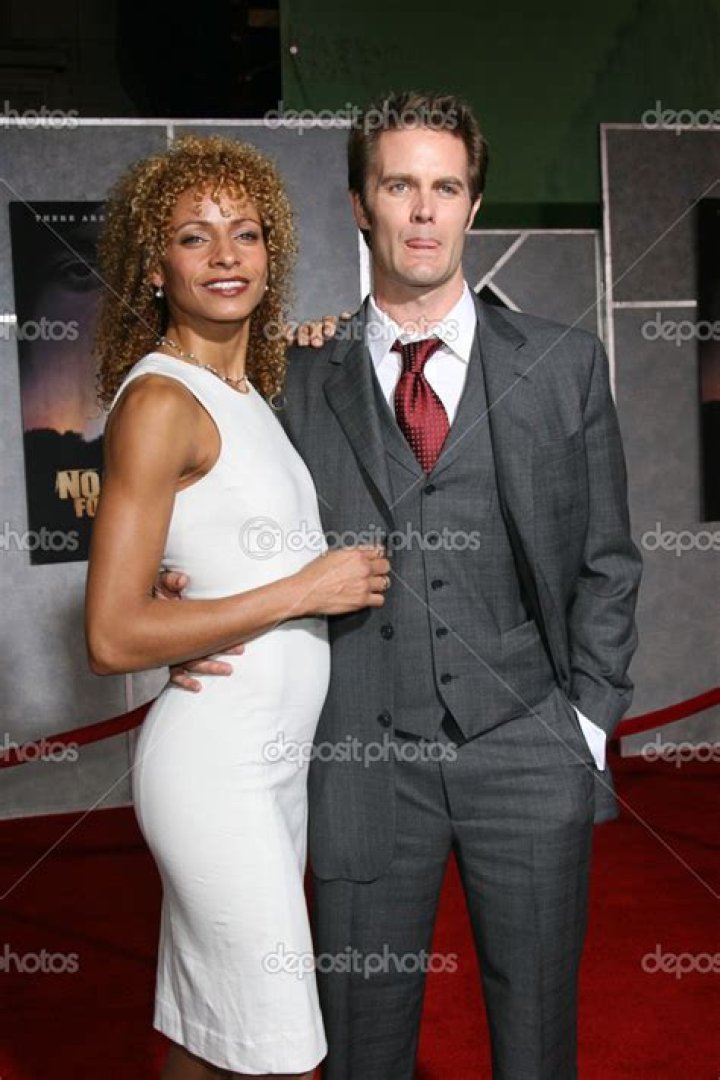 Garret Dillahunt Biography, Age, Height, Wife, Net Worth, Family