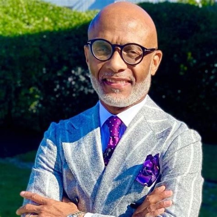 Gary Chapman (Religious Author) - Age, Birthday, Bio, Facts, Family, Net Worth, Height & More