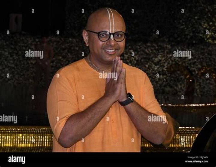 Gaur Gopal Das (Religious Leader) - Age, Birthday, Bio, Facts, Family, Net Worth, Height & More