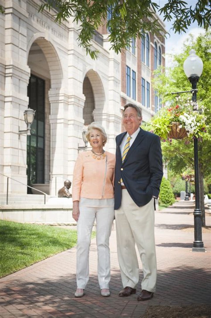 George Dean Johnson Jr. Biography, Age, Height, Wife, Net Worth and Family