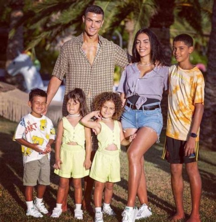 Giovanni Palmieri dos Santos Biography, Age, Height, Wife, Net Worth, Family