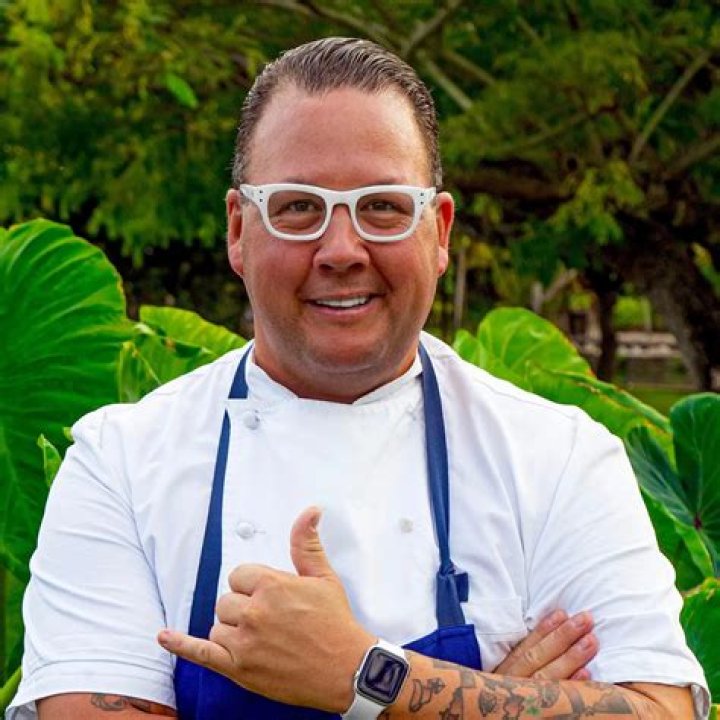 Graham Elliot (Chef) - Age, Birthday, Bio, Facts, Family, Net Worth, Height & More