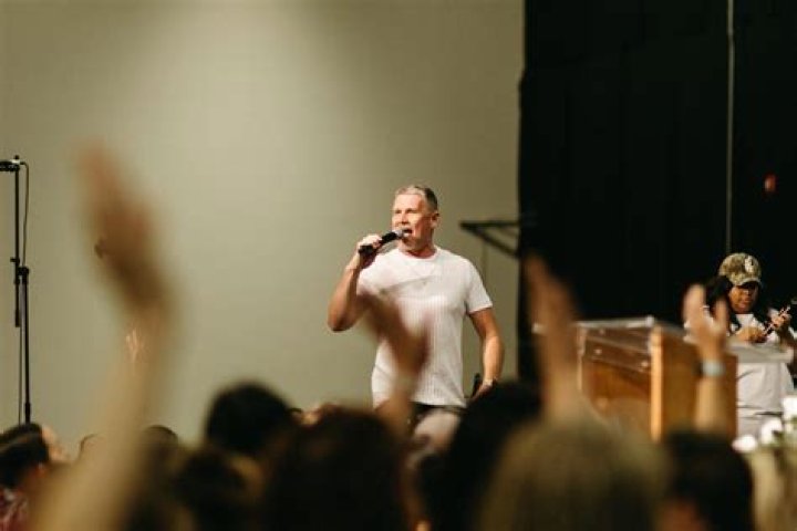 Greg Locke (Religious Leader) - Age, Birthday, Bio, Facts, Family, Net Worth, Height & More