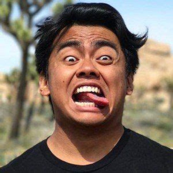 Guava Juice (YouTube Star) - Age, Birthday, Bio, Facts, Family, Net Worth, Height & More