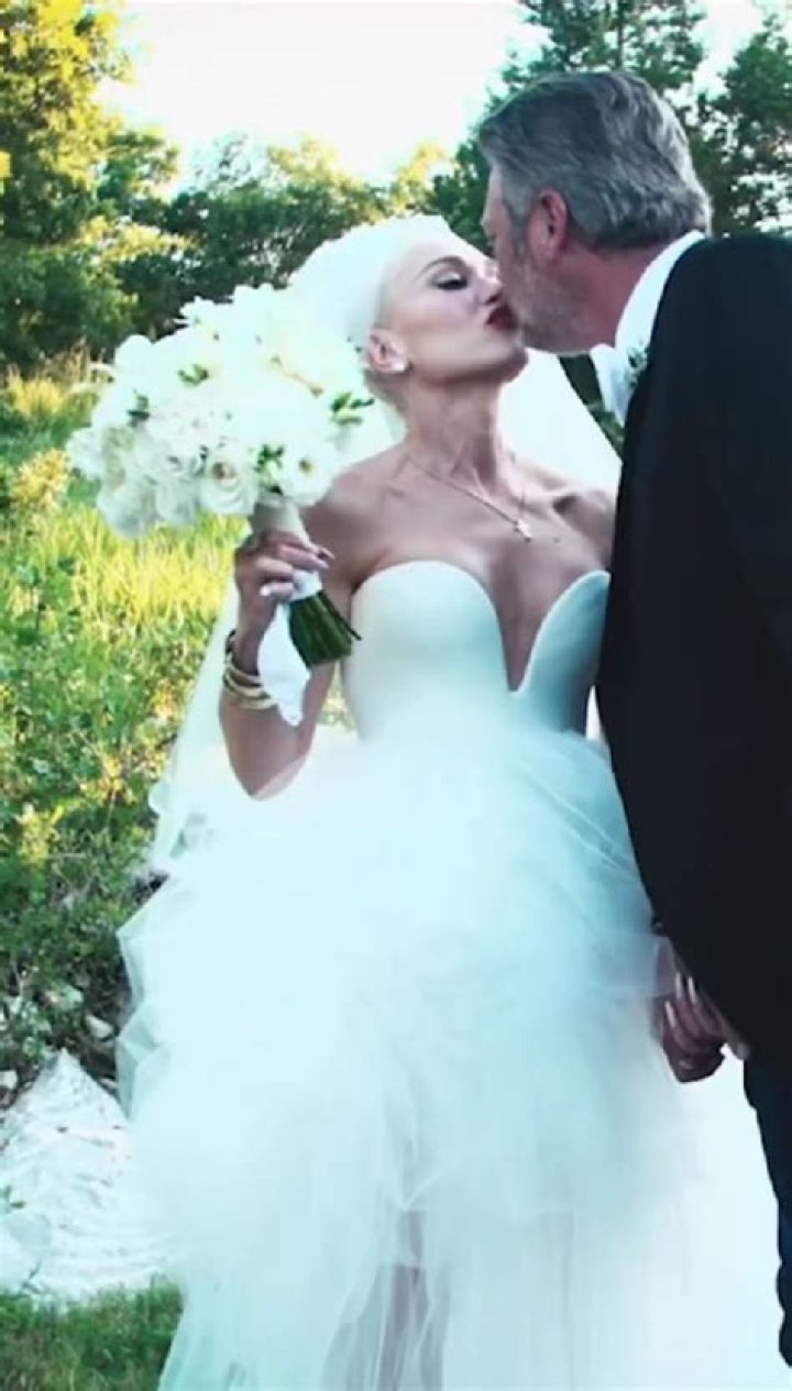 Gwen Stefani and Blake Shelton — Wedding on Hold!