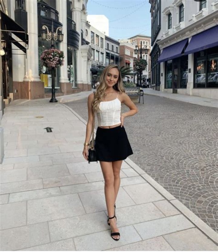 Hailey Sole Age | Wiki, Net worth, Bio, Height, Boyfriend