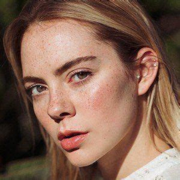 Haley Nicole Permenter (Model) - Age, Birthday, Bio, Facts, Family, Net Worth, Height & More