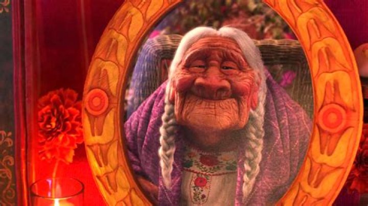 Hot MamaCoco Austin Shows Off Her Post-Baby Butt on Instagram!