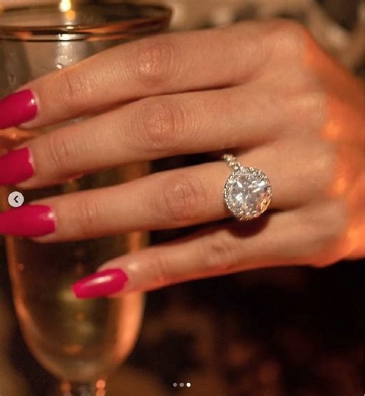 How big is Lala Kent’s engagement ring?