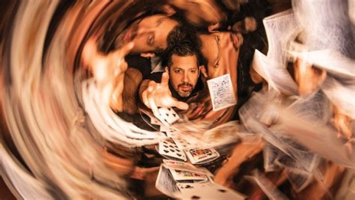 How do David Blaine’s tricks work?