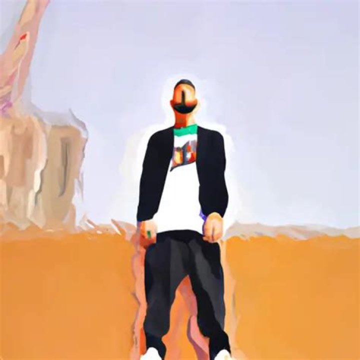 How tall is Adam Saleh