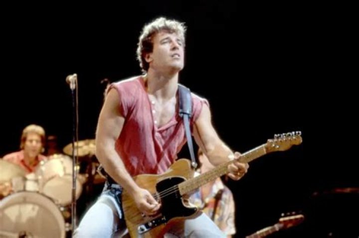 How tall is Bruce Springsteen