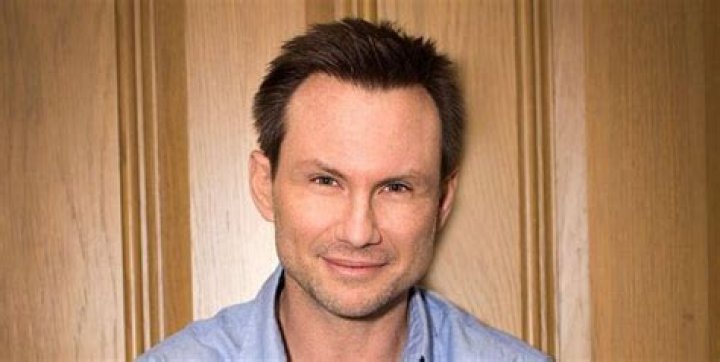 How tall is Christian Slater