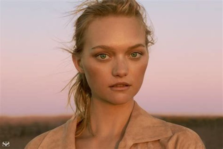 How tall is Gemma Ward