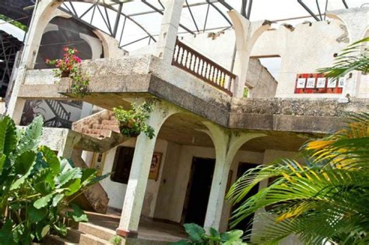 Inside Hacienda Nápoles, The Opulent House Of Pablo Escobar
