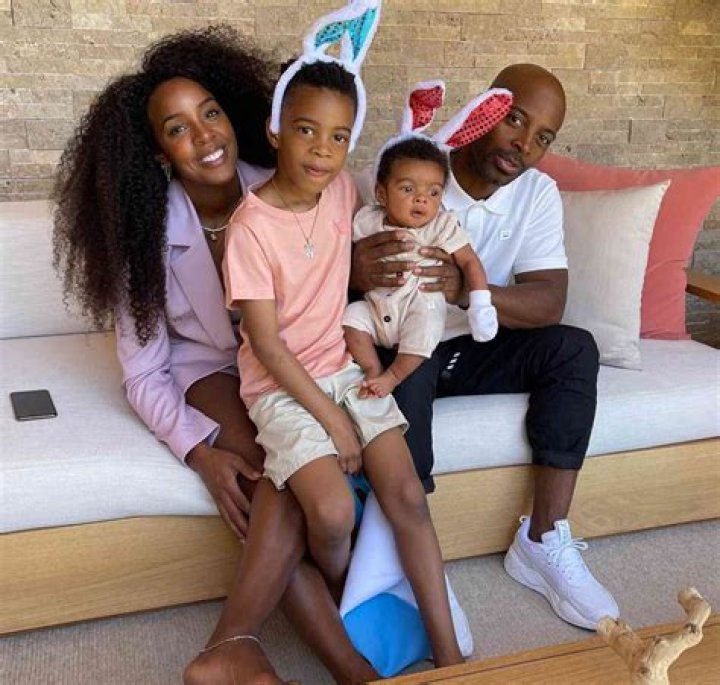 Inside Kelly Rowland’s Quarantine Life With Husband Tim Weatherspoon and Son Titan