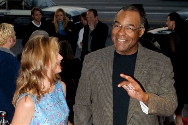 Is Michael Dorn left handed?