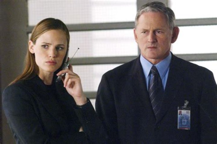 Is Victor Garber Jennifer Garner’s dad? – Celebrity.fm – #1 Official Stars, Business & People Network, Wiki, Success story, Biography & Quotes