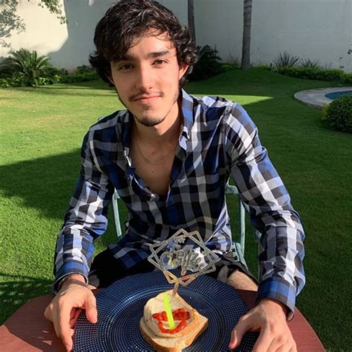 Ivan Cornejo (Estrella de TikTok) - Edad, cumpleaños, biografía, hechos, familia, patrimonio neto, altura y más