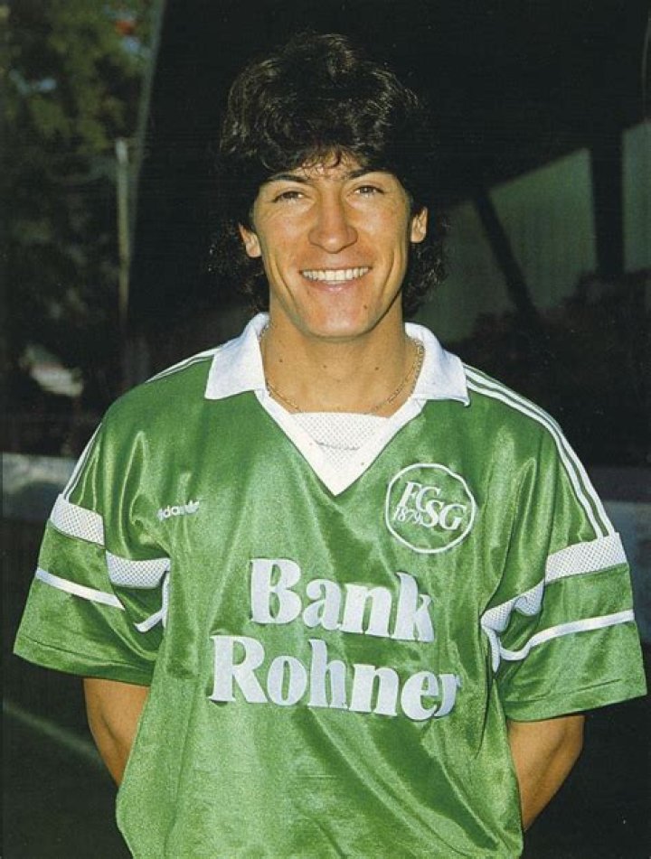 Iván Zamorano Biography, Age, Height, Wife, Net Worth, Family