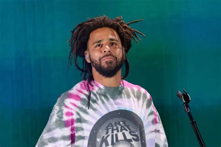 J Cole & Tee Grizzley Link Up To Film Music Video In NYC