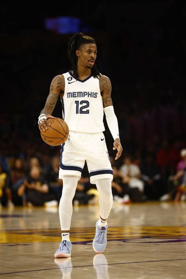Ja Morant biografía, edad, altura, esposo, net worth, familia