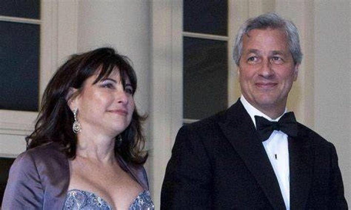 Jamie Dimon (Entrepreneur) - Age, Birthday, Bio, Facts, Family, Net Worth, Height & More