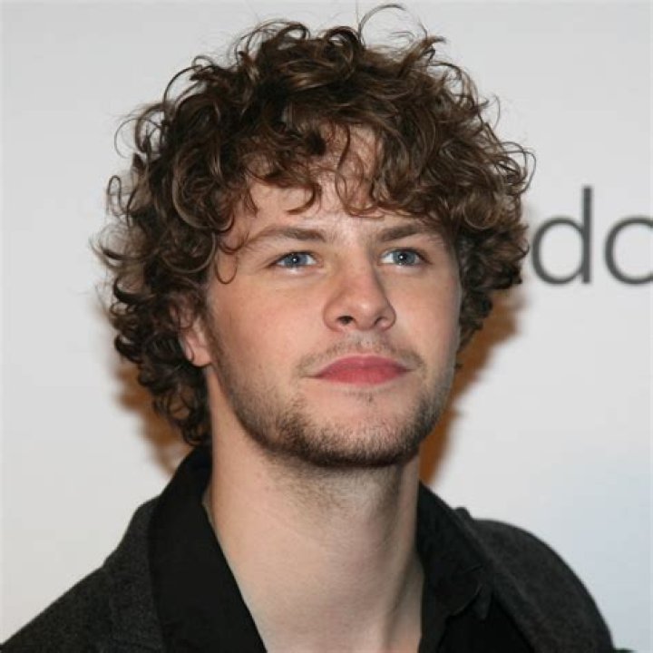 Jay McGuiness (Pop Singer) - Age, Birthday, Bio, Facts, Family, Net Worth, Height & More