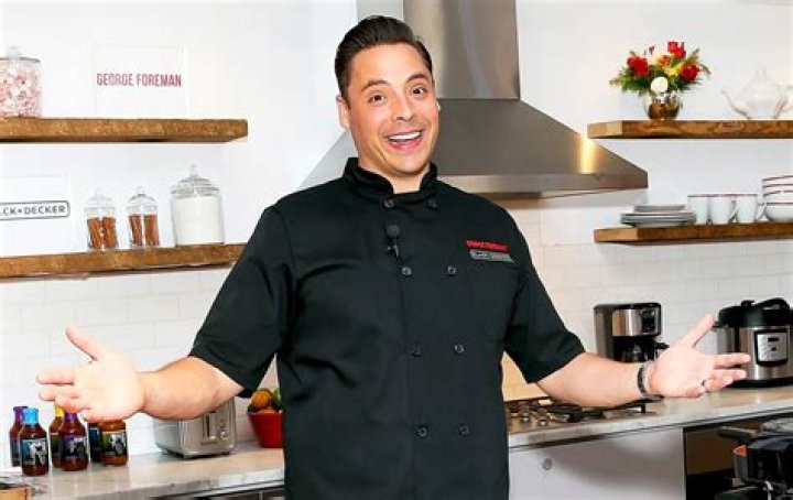 Jeff Mauro (Chef) - Age, Birthday, Bio, Facts, Family, Net Worth, Height & More