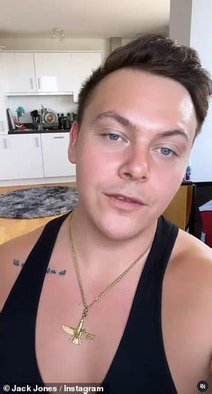 Jenn Johns YouTuber επισκόπηση