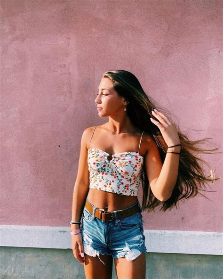 Jenna Sinatra Age | Wiki, Net worth, Bio, Height, Boyfriend