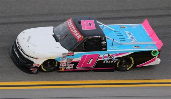 Jennifer Jo Cobb Biography, Age, Height, Husband, Net Worth, Family