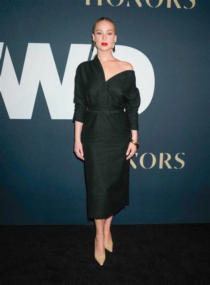 Jennifer Lawrence Isn’t Opposed to Getting Plastic Surgery Someday: ‘Nothing’s Wrong’ With It