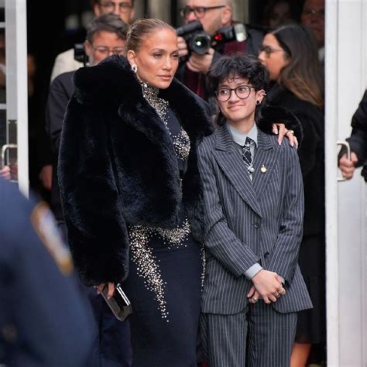 Jennifer Lopez’s Mom Gives New Boyfriend Alex Rodriguez Her Seal of Approval — See the Pics!